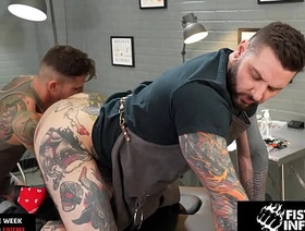 Beefy Tattooer Rosebuded By Jock Fist - Teddy Bryce, Archer Croft - FistingInferno gay porn solo chinese