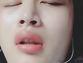 中国伪娘宿舍床帘内自慰淫叫 hot muscular latino gay porn