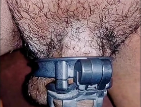 Shemale in chastity cage piss while footslogger outdoor gay porn japan freeze