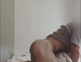 Horny man blast a huge load by pillow humping korean boyfriend gay porn