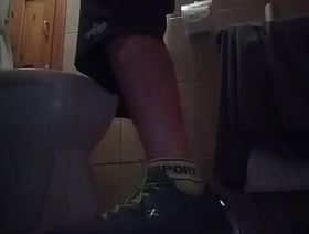 Sporty guy peeing to hand domicile young chinese gay porn