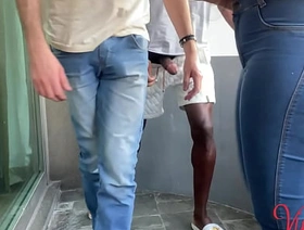 Minha esposinha safada adora vê eu gozando numa na rola preta do Hyorancarvalho 21cm no meu cuzinho. gay hot house porn