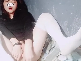 中国伪娘宿舍床帘内自慰 brazilian hot gay porn