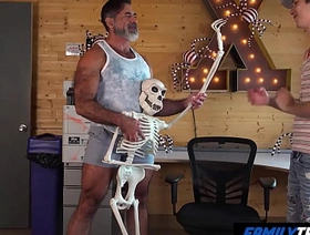 FamilyTwink - Stepdad together with Stepson Get Caught Up in Temptation before Slot indonesian gay porn sex