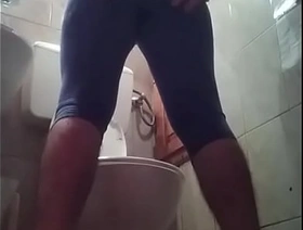 Sporty guy peeing after training! gay porn slab korean
