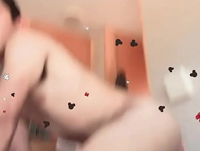 Me masturbo con mi gran pene chinese gay porn site