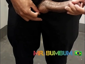 FODENDO COM HOMENS  CASADOS NA ESCADA DO SHOPPING . DIÁRIO DE BANHEIRÃO ( DIA 9 ) PARTE 2( COMPLETO NO RED E SUBSCRIÇÃO) skinny chinese gay porn