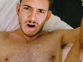 Insistió para que llene su culo de leche! chinese gay daddy porn