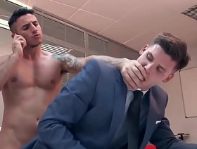 Ken Rodeo es follado por Klein Kerr vietnam gay massage porn