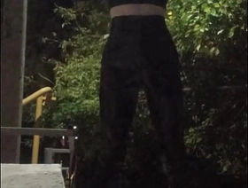 На высоких каблуках и брюках, ночью chinese handjob gay porn