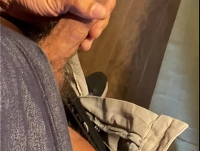 Quando bate o tesão, é hora de ordenhar o cacete japan gay threesome porn