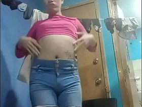 Cuando una linda chica tiende toda su ropa porn gay chinese handsome