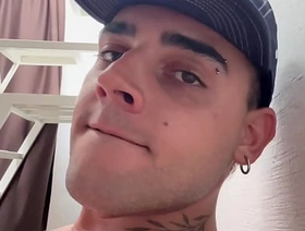 FALANDO PUTARIA ATE TIRAR LEITE chinese gay porn daddy