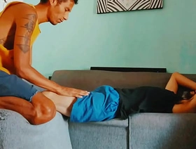 Me pidió que lo ayude a relajar... gay japan group porn
