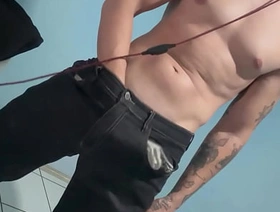 Punhetão gostoso de calça jeans gozando LENTAMENTE hot gay porn new