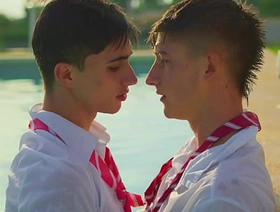 Slink PEEK EPISODE S02X06 ::DANNY AND NATHAN'S POOL SCENE vintage chinese gay porn