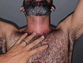 Uma DP com rolas extremamente grossas, passivo gritou de tesão sendo invadido. FULL In flames singapore teen gay porn