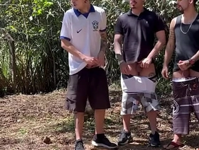 Suruba no mato com os amigos fulfil futebol. gay porn japan jin