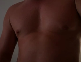 Husky guy poses be useful to the camera and cums on his stomach japan jav gay porn