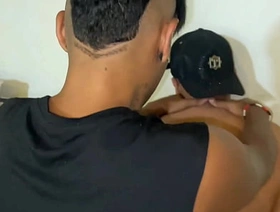 CAMINHONEIRO PAGOU O ATOR PORNO DE 24CM PARA FODER SEU RABO - FULL SHEER.COM hot public gay porn