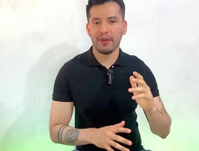 Joven twink dotado penetra a pelo por primera vez al classmate militar musculoso de su papá! relato sexual japan gay anime porn