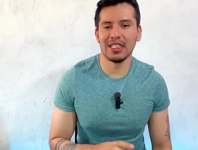 Camionero maduro casado dotado preña al empleado de la nomina del trabajo !! lo convierte en su amante . Relato sexual uncensored korean gay porn