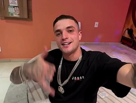 Cliente Novinho gay hot indian porn