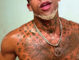 gosto muito de brincar com um cuzinho juicy taiwan gay porn