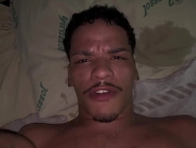 25 cm durão dentro do novinho rabudo. taiwan cam gay porn