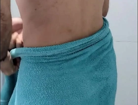 Vem espiar o peludo tomando banho sex porn blissful indonesia