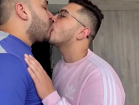 Mi primo me pone a mamar su polla hot chinese guy careless porn