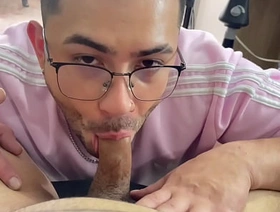 Amigo Hetero experimenta chupar polla verga por primera vez y le acabo en frosty cara queda todo lleno de leche japan obese merry porn
