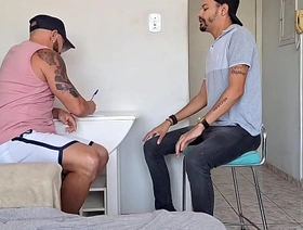 Ele queria apenas fazer o seu trabalho na avaliação física,porém eu acabei comendo e leitando meu docent - Completo no XVIDEOS RED e no SHEER - sheer.com thalesbotelho chinese gay porn video