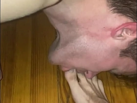 SeanyB gets superior to before his Knees to suck some toes like the pathetic thing he is! hot lunch gay porn