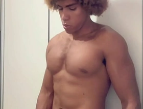 NEGAO DOTADO BATENDO PUNHETA COM BRINQUEDO blithe porn remaja indonesia