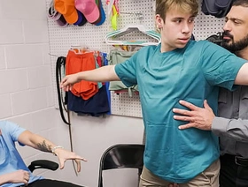 Security Bureaucrat Punishes the Perps in His Back Office be worthwhile for Stealing - Copfucks chinese gay porn alfresco