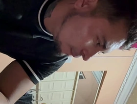 Salgo a tomar porque mi vieja me dijo que estaba embarazada y un señor me agarró en mi momento más pdo chinese gay porn web