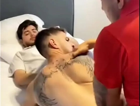 me follan para aprobar la materia chinese gay porn websites