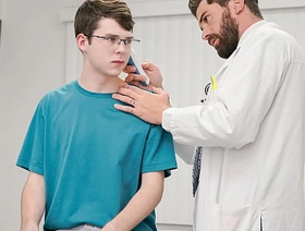 The Twink Patient Needs Testosterone Injection from The Doctor - Doctorblows gay chinese grandpa porn