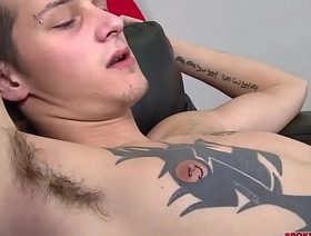 Ian Dempsey Gets Jaxon's Appealing Cock hot gay porn sauna