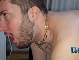 Branquinho tatuado mamando e dando pro dotado na cama (COMPLETO Hardly ever RED) gay porn chinese slave