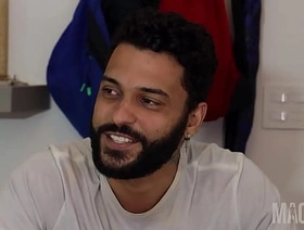 Academician de português ensina como se dá o cu no Brasil hot indian boy gay porn