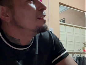 Cuando ando pasado de copas, todos los vatos se me hacen guapos y dejo que me destrocen future japan gay porn