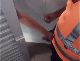 Putaria no vestiário gay porn sg twitter