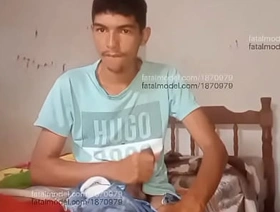 novinho safado de tangará da serra dedando o cuzinho sem cuspir gay good-looking korean porn