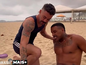 Dotado chinese listen in cam gay porn