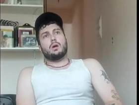 Branquinho tatuado batendo uma até gozar hot thai gay porn