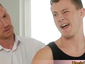 My morning wood need to abhor handled somehow Fortunately my roomate is a hot down in the mouth stud gay porn japan twink