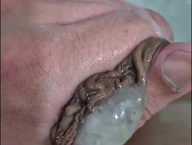 PUNHETA E GOZADA NO BANHO hot korean men gay porn