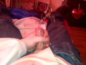 trzepie kutasa w brudnych ubraniach i szczam chinese bear gay porn